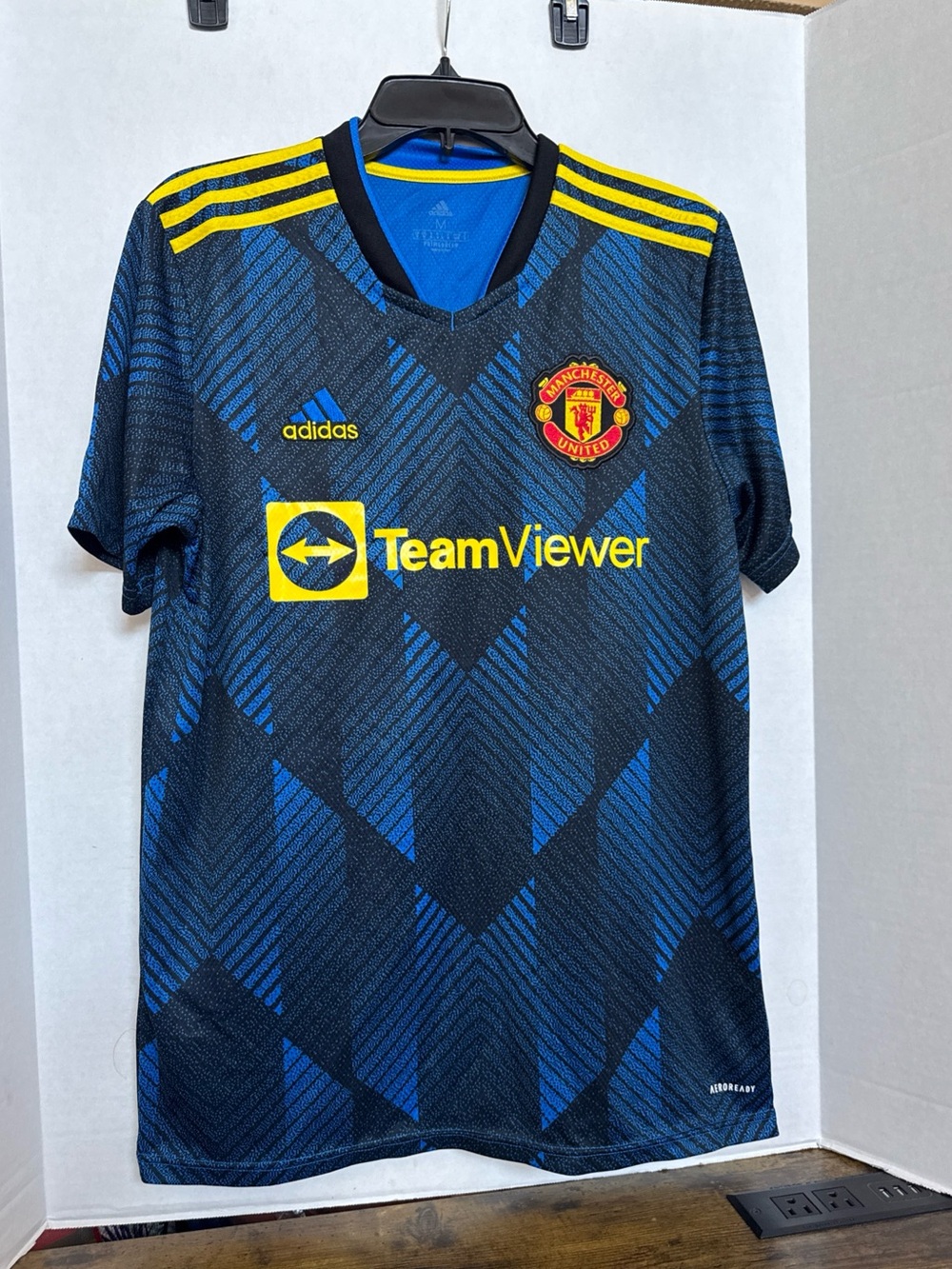 Manchester United Third football shirt 2021 - 2022 Jersey Adidas Mens Size M